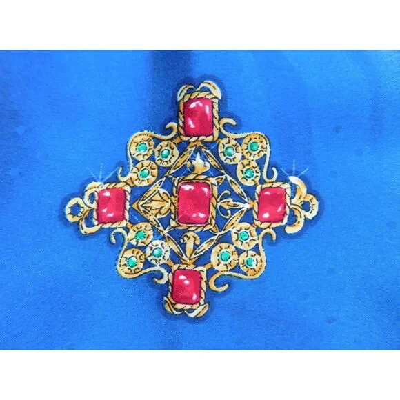 AUTHENTIC Vintage Chanel Red Floral Print Silk Scarf 34"x34" - Picture 6 of 11